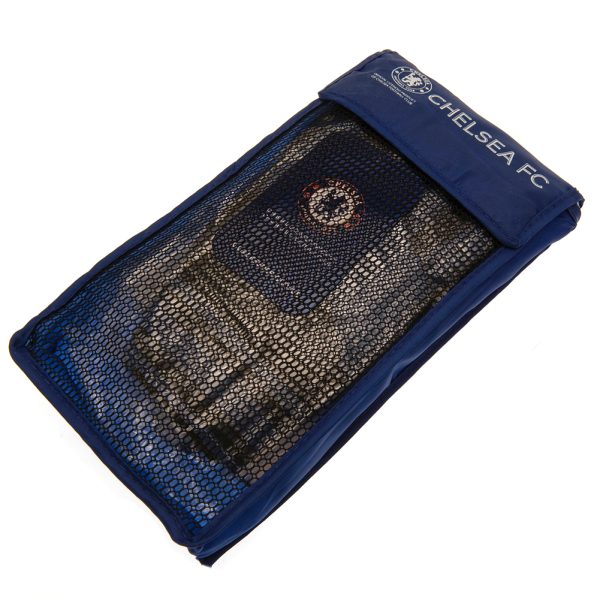 Chelsea FC Delta Goalkeeper Gloves Kids - Image 3
