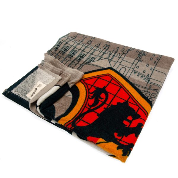 Harry Potter Hogwarts Towel - Image 2