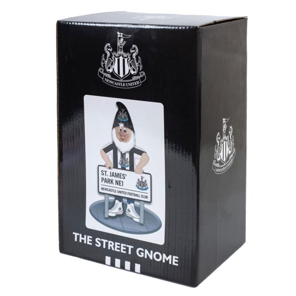 Newcastle United FC Street Sign Gnome - Image 4