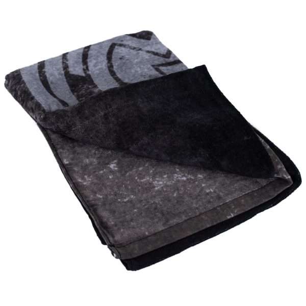 Real Madrid FC Gradient Towel - Image 2