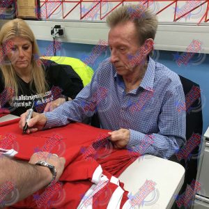 manchester united fc law signed shirt (framed)