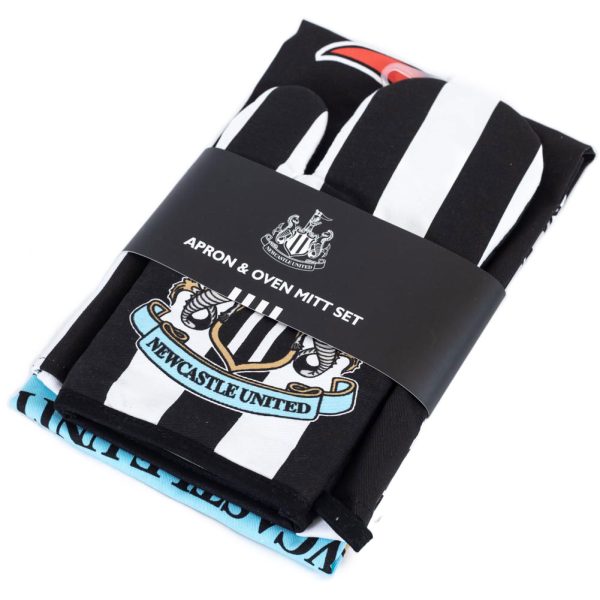 tm 05618 newcastle united fc apron oven glove set 4.jpg