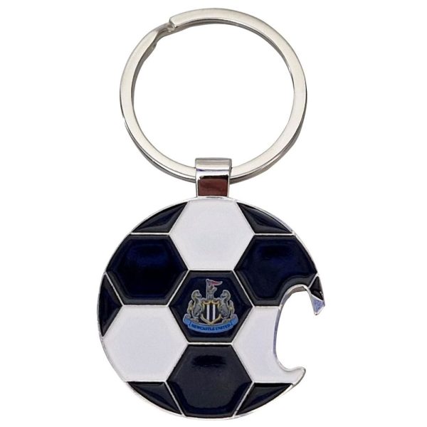 tm 05850 newcastle united fc metal bottle opener keyring.jpg