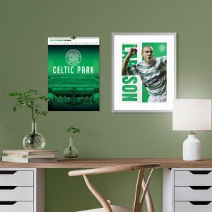 tm 07124 celtic fc deluxe calendar 2026 5.jpg