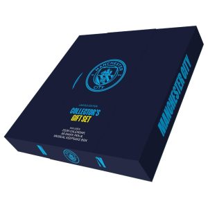 tm 07135 manchester city fc calendar diary musical gift box 2026 5.jpg
