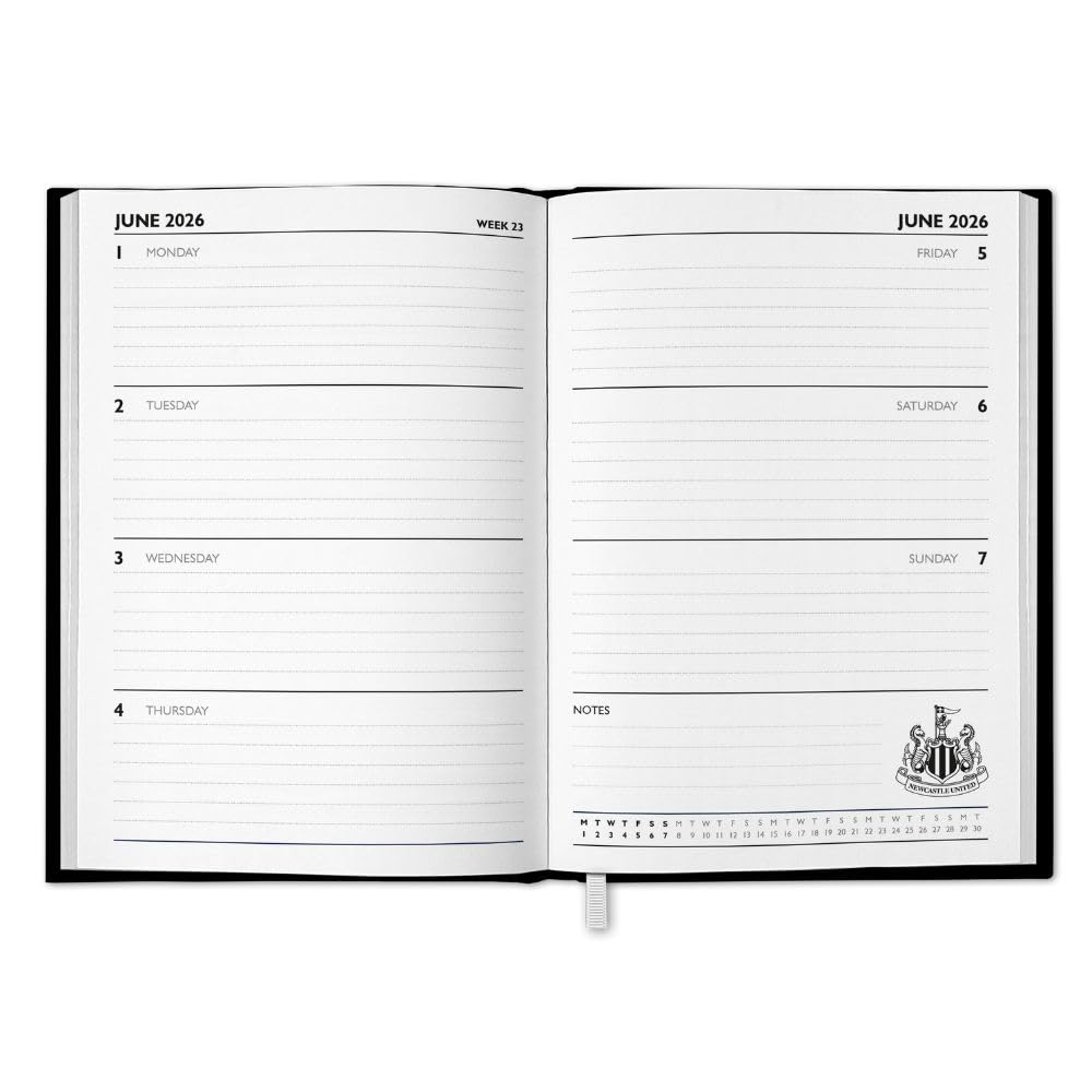 tm 07164 newcastle united fc a5 diary 2026 1.jpg